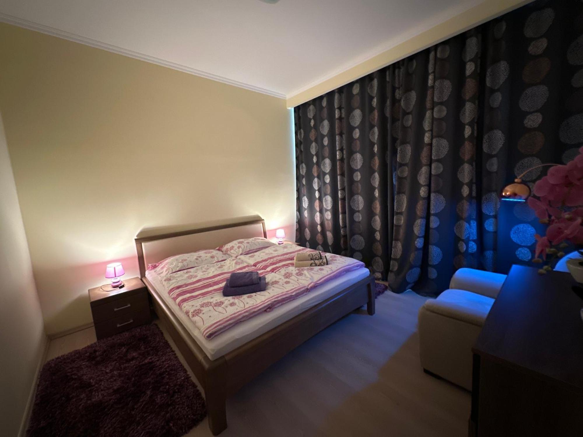 Apartment Zeyerova4 Karlovy Vary Esterno foto
